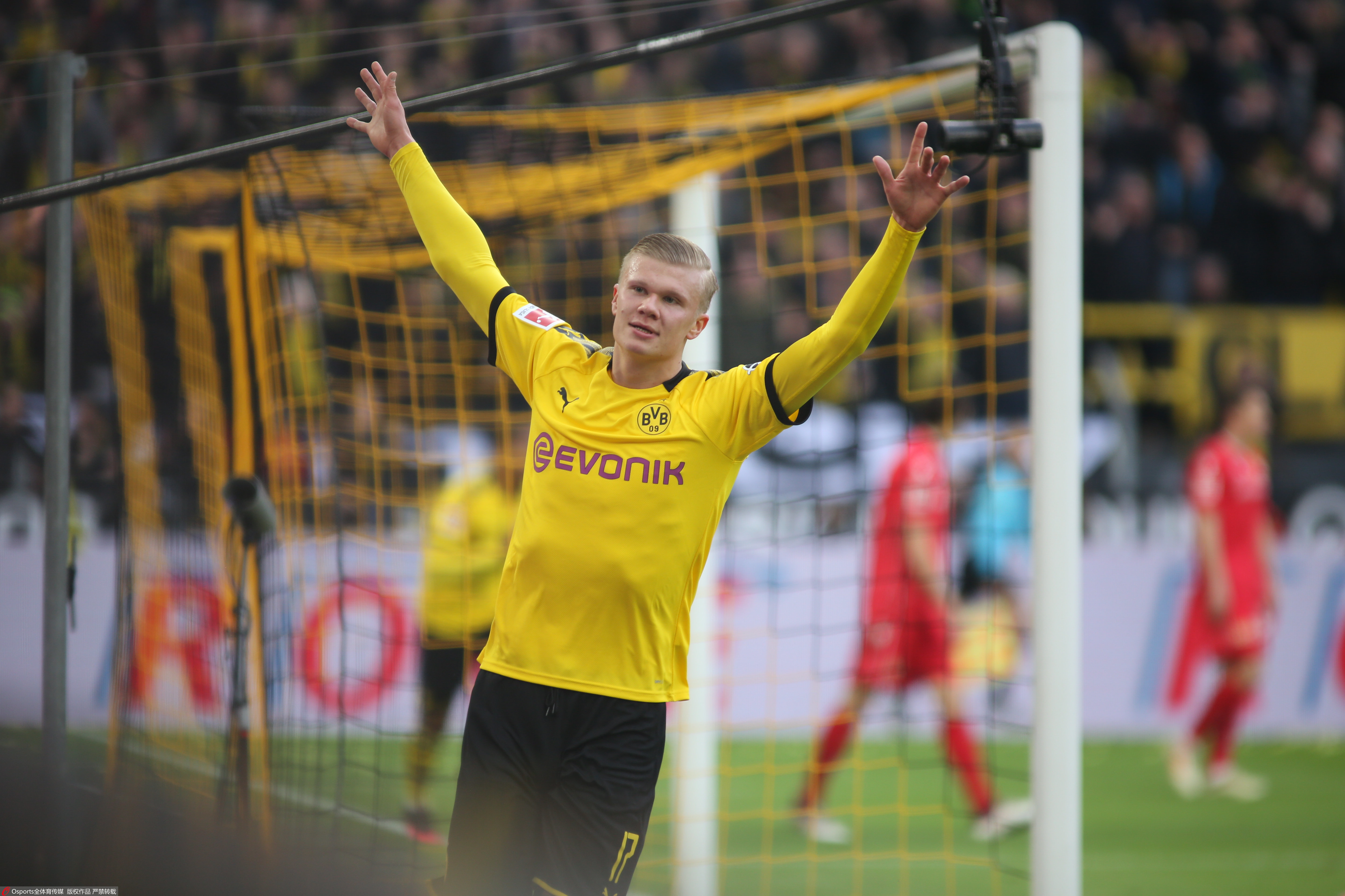 2025中超犯规榜：费利佩60次第一，马莱莱、内内58次并列第二