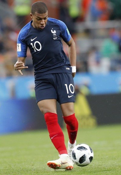 马塔：曼联最近的势头变好了，希望他们能延续