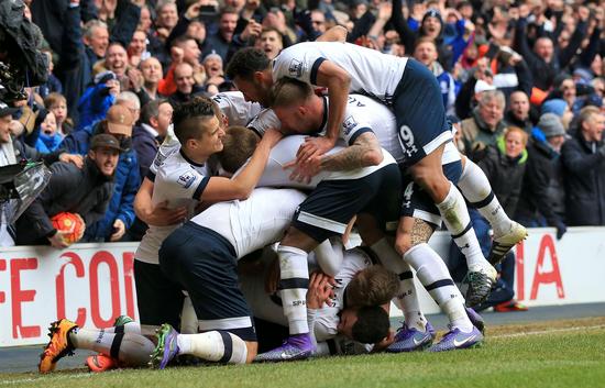 国足友谊赛战胜日本展现新阵容