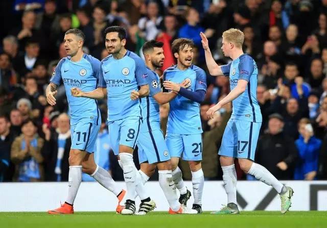 李璇：有个球队主帅最快明天官宣，下赛季应该能换个活法