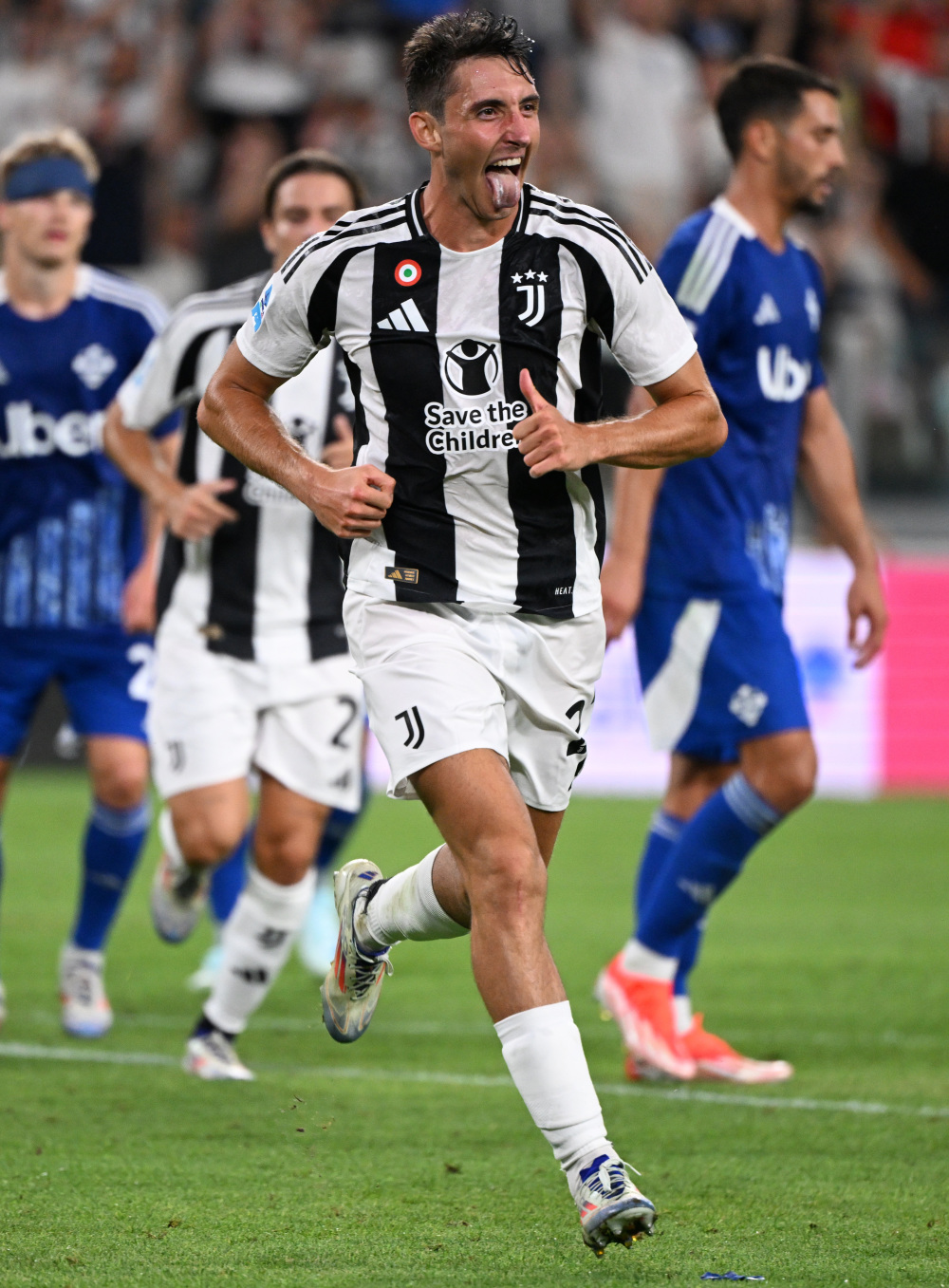 罗马诺：巴萨下周与埃里克·加西亚签续约合同，为期五年