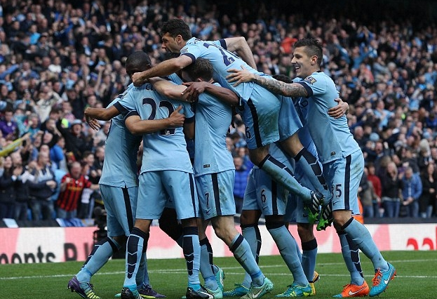 世界杯三个东道主墨加美依次被分至ABD三组，不用参与抽签