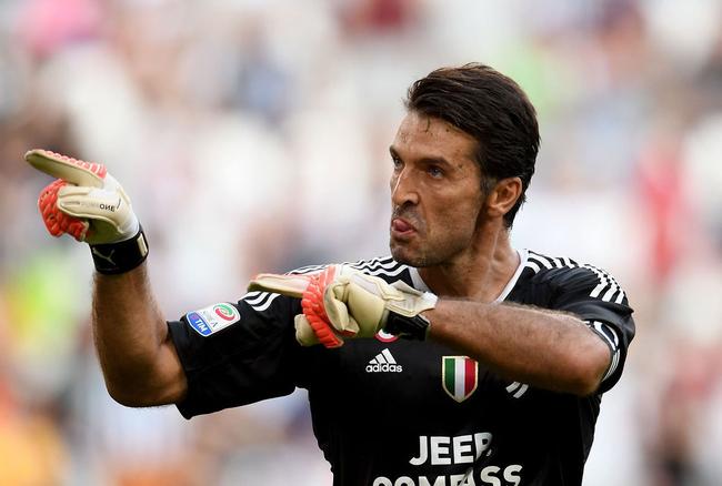 李玮锋：联赛中轴都是外援造成国足没人，这两年踢球孩子多了