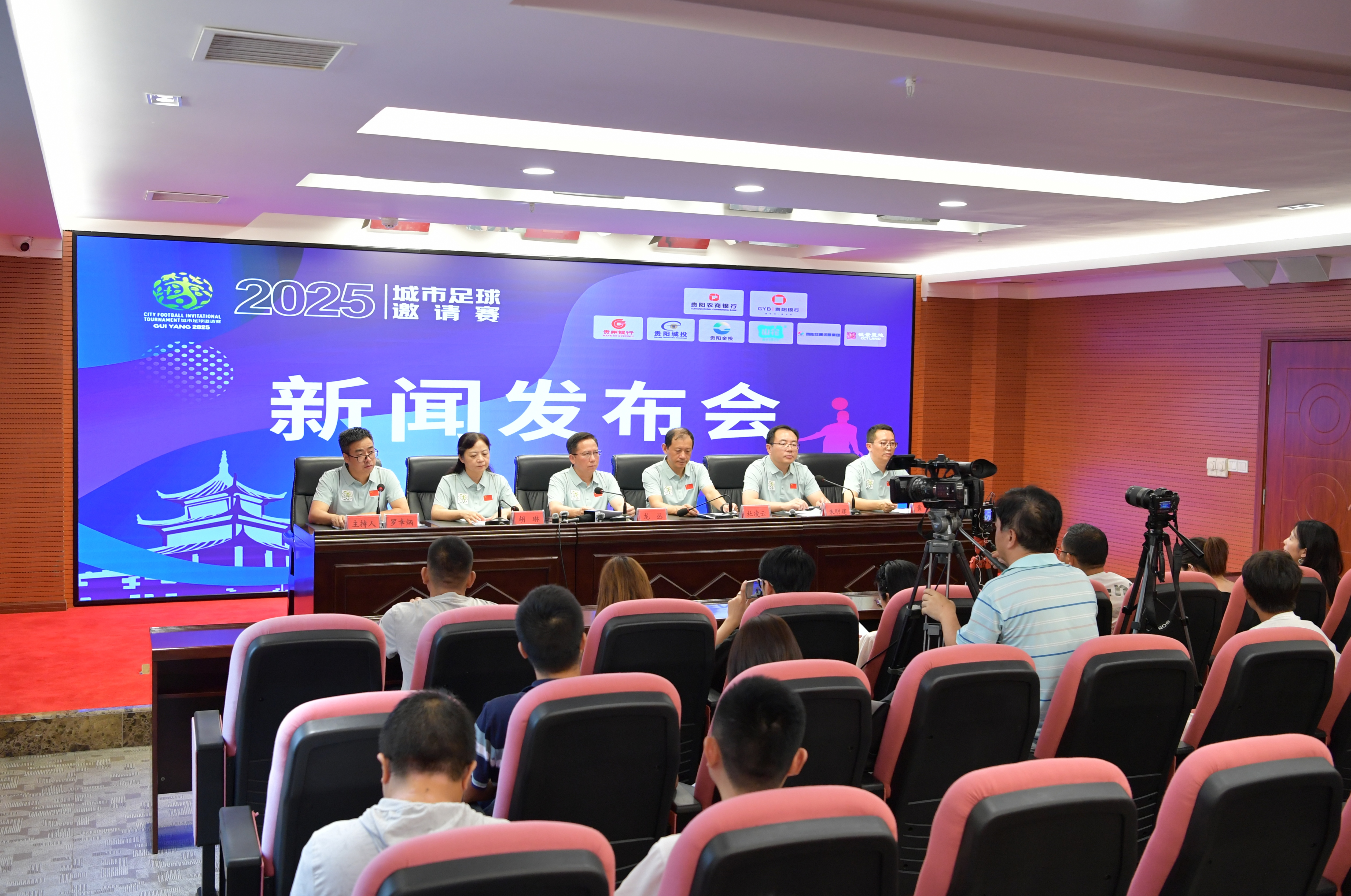 篮球NBA球员合约更新信息公开