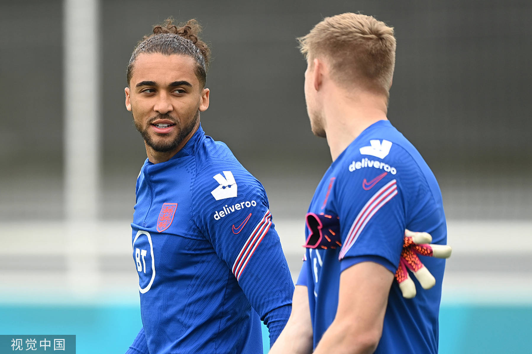 广东男篮主场负于山西，失误频繁，磨合不足，首战失利，需加强调整。